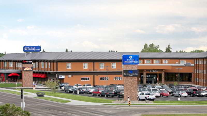 Coast Lethbridge Hotel & Conference Centre Exteriör bild