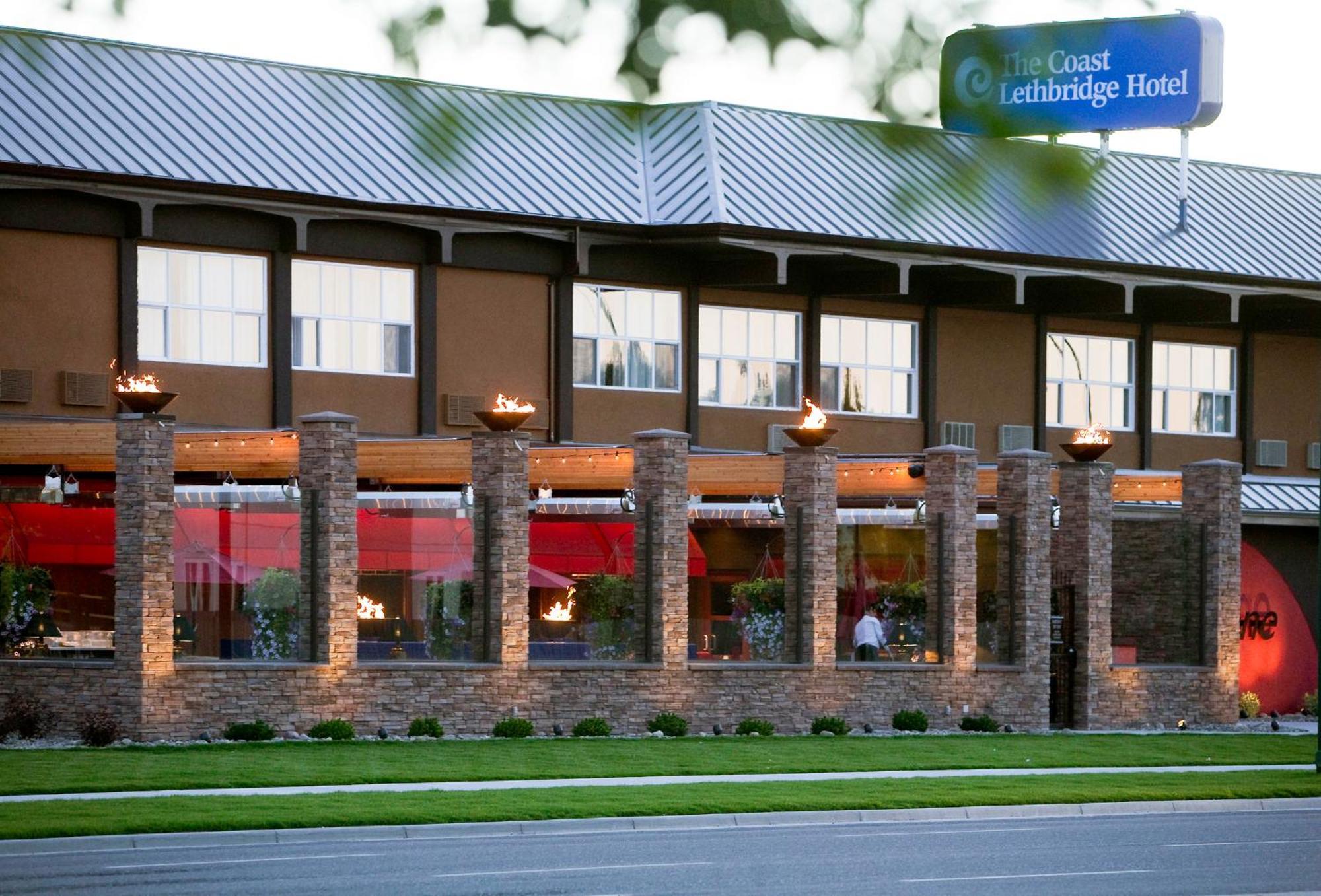 Coast Lethbridge Hotel & Conference Centre Exteriör bild