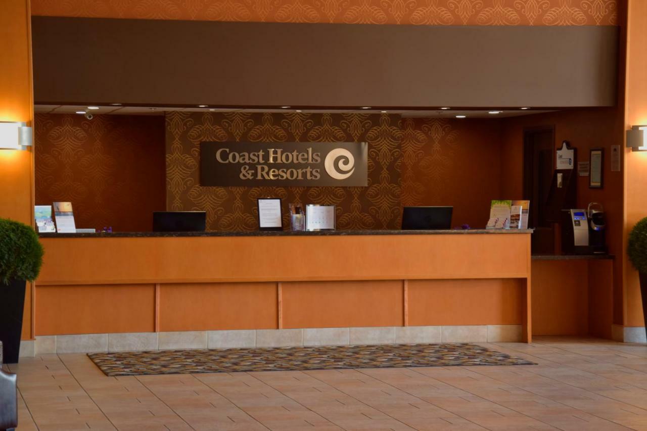 Coast Lethbridge Hotel & Conference Centre Exteriör bild